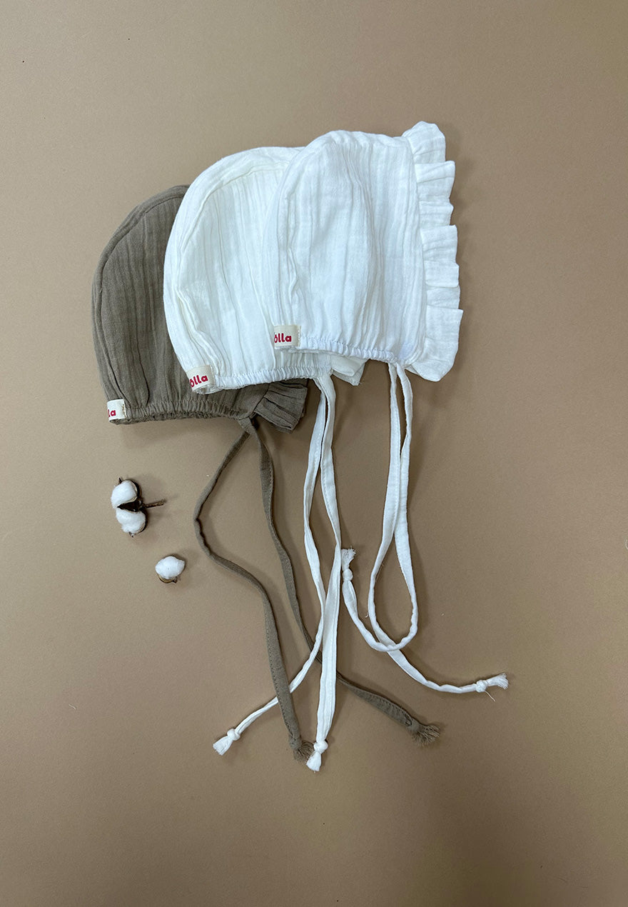 White Frilled Muslin Bonnet