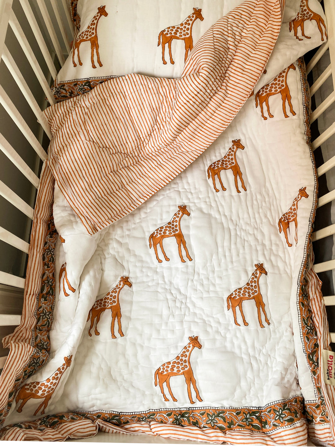 Giraffes quilt & pillow ~ Jorgan dhe këllëf